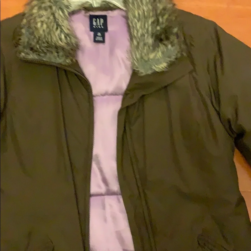 GAP Kids Girls Faux Fur Trim‎ Winter Jacket | Size M | Brown | Lightly Worn